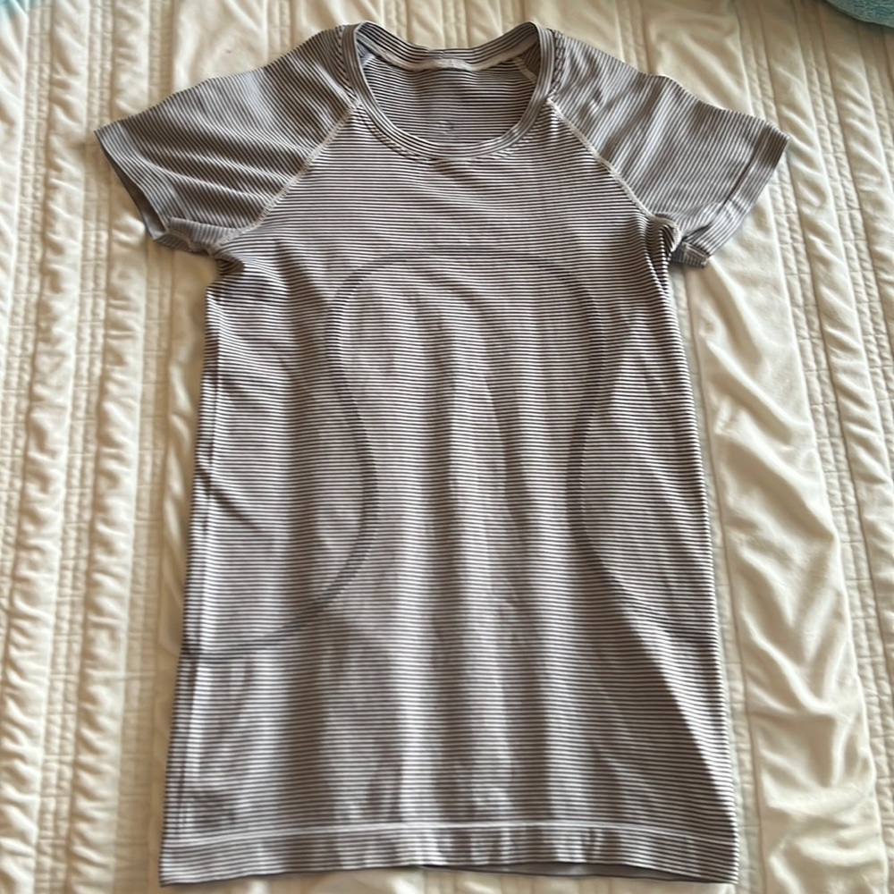 COPY - COPY - Black & White Striped Lululemon Swiftly Tech Short Sleeve